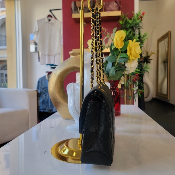 CHANEL Paris Double Flap Bag - Picture 4 of 16